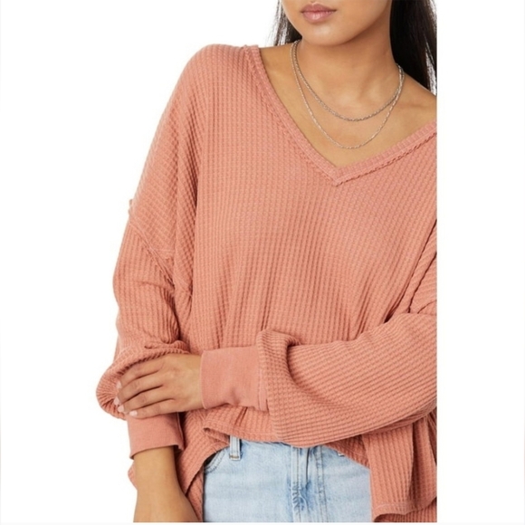 Free People We Are Free Chic V-Neck Sweater in Warm Pink - Picture 3 of 6